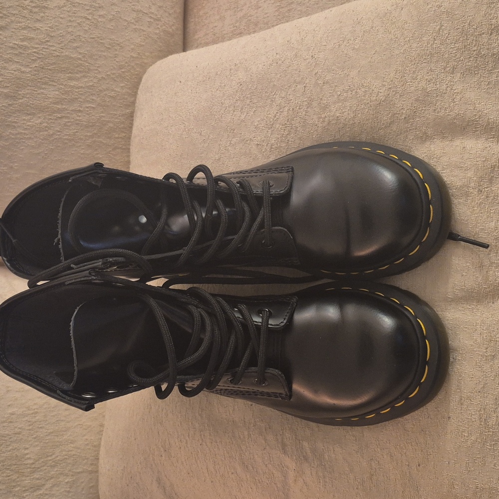 DOC MARTEN S